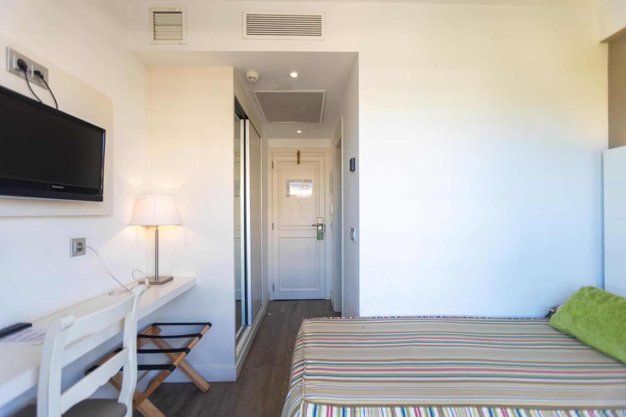 Hotel Mariant S'Illot  Ngoại thất bức ảnh